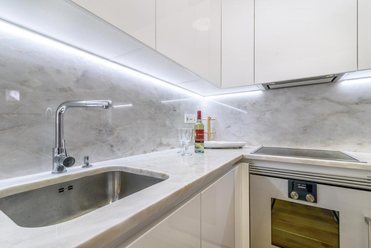 Modern Flat In Downtown Lisbon By Lovelystay Exteriér fotografie